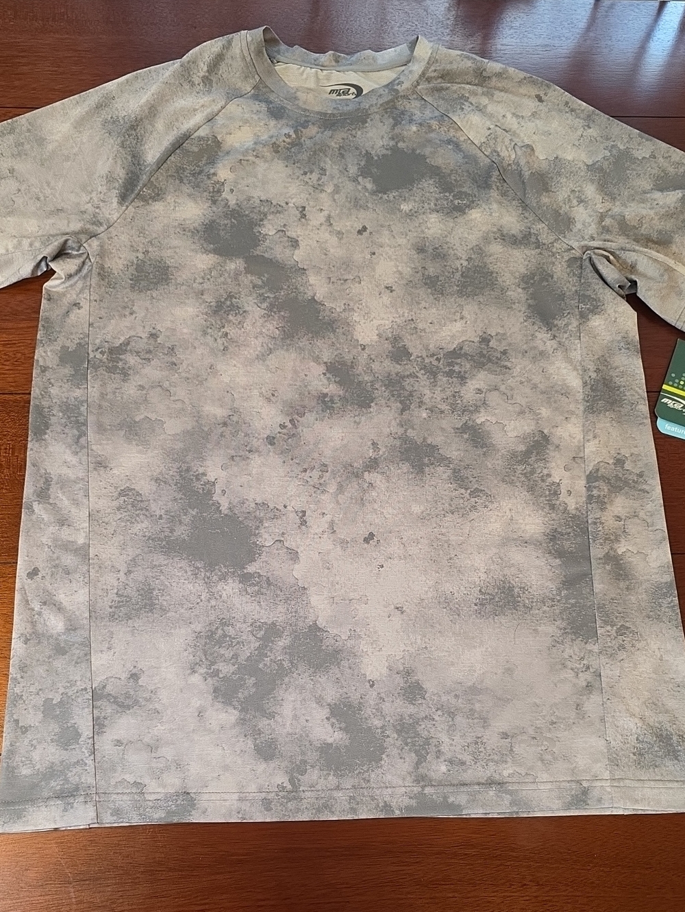 MTA Sports Brand New With Tags Shirt Size L